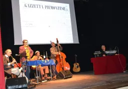 Lo spettacolo incomincia: si parte da quando La Stampa si chiamava Gazzetta Piemontese